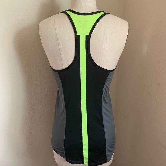 Nike tank - Picture 2 of 2